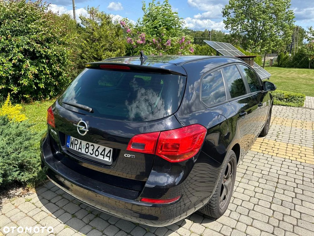 Opel Astra IV 1.7 CDTI Cosmo - 9