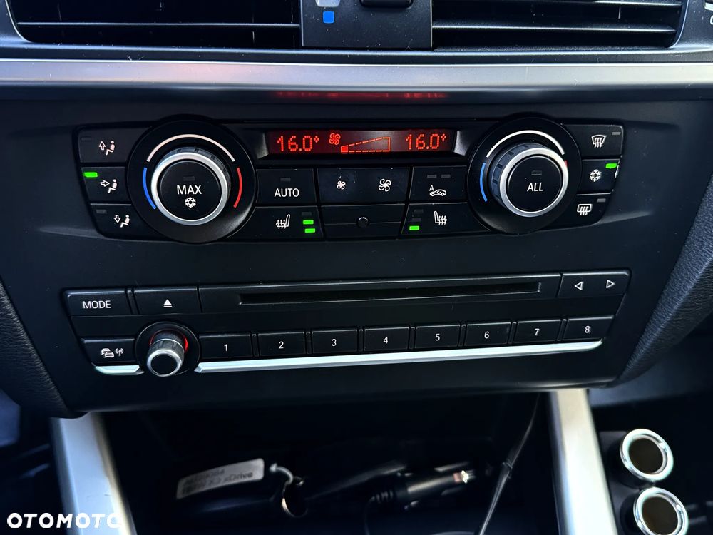BMW X3 xDrive20d - 16