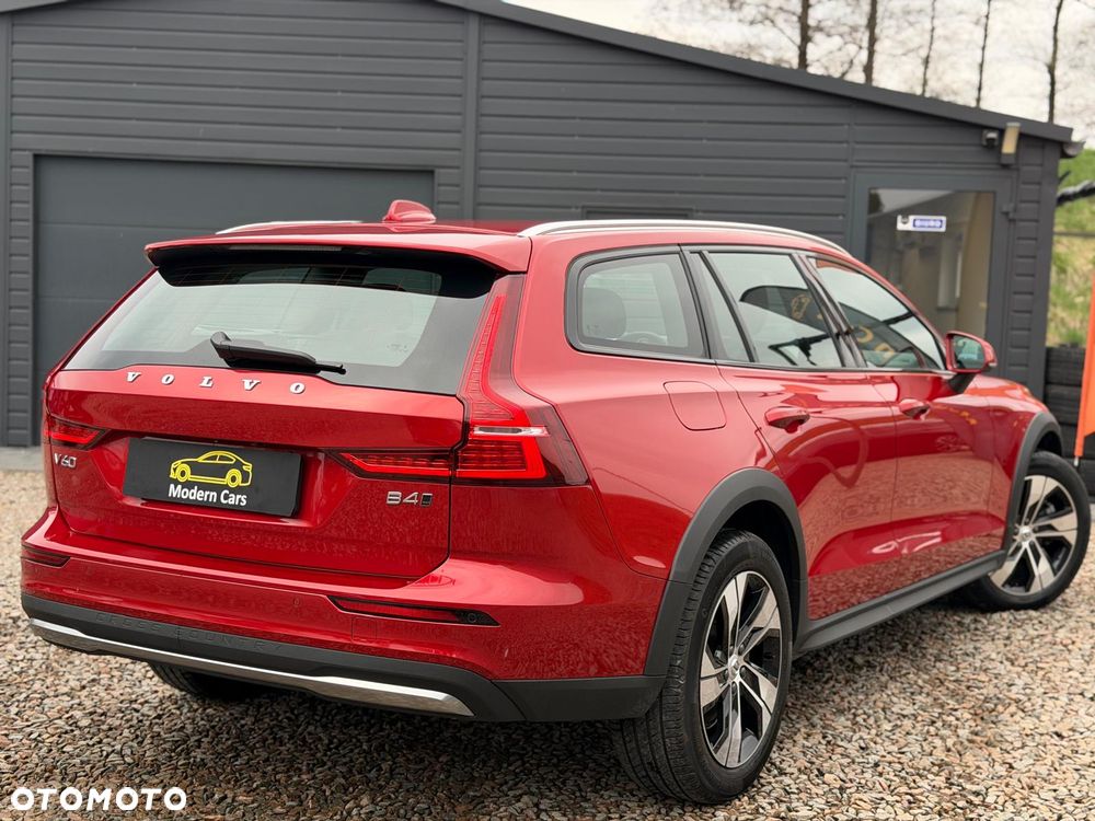 Volvo V60 Cross Country B4 D AWD Plus - 12