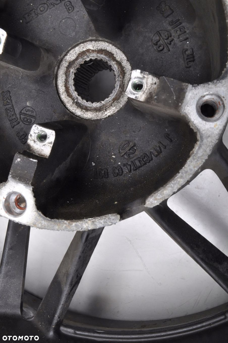HONDA FORZA 125 KOŁO MOTOCYKLOWE TYŁ 19R - 8