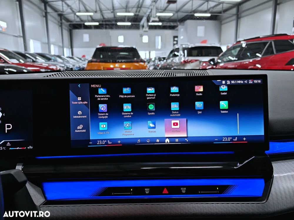 BMW Seria 5 520i AT MHEV - 24