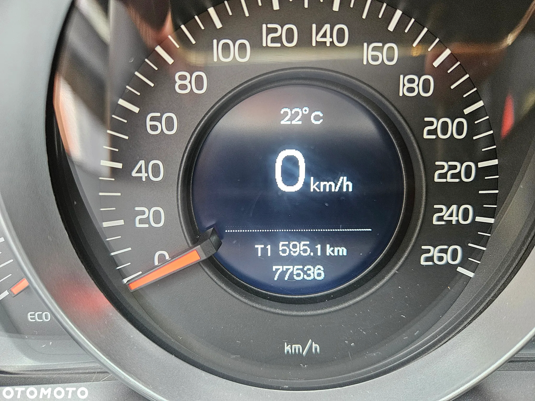 Volvo V40 T3 Kinetic - 19