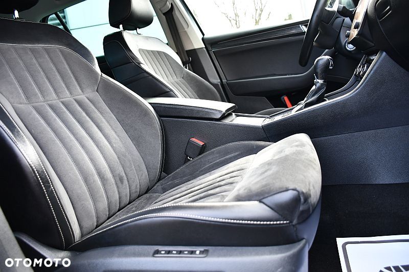 Skoda Superb 2.0 TDI DSG Style - 25