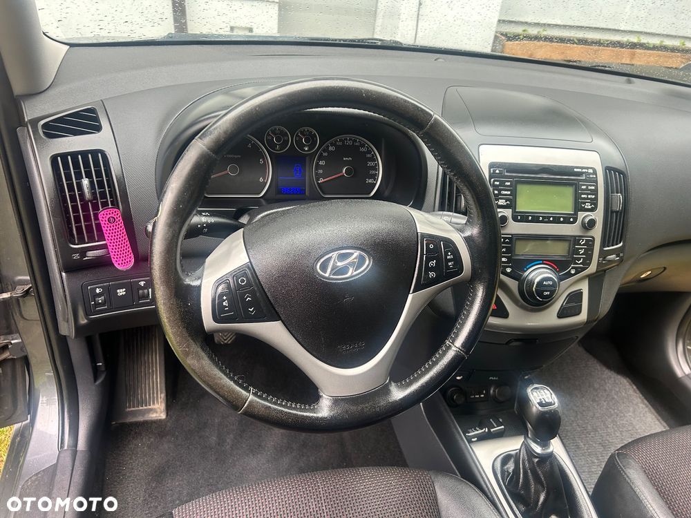 Hyundai i30 1.6 CRDi Base - 6