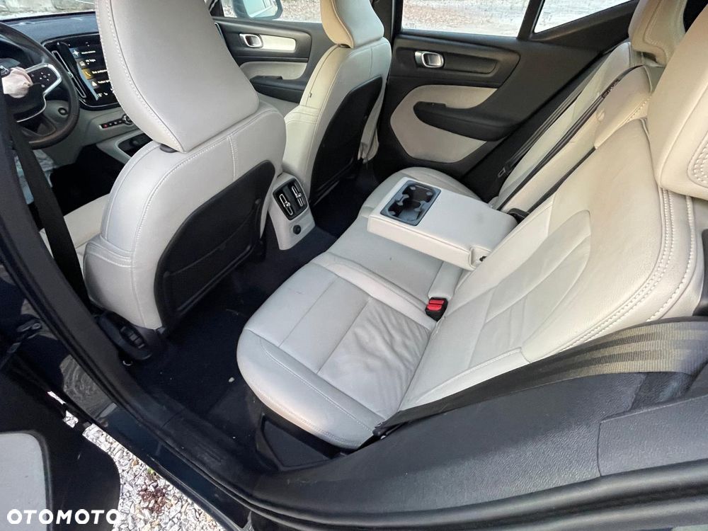 Volvo XC 40 T4 Recharge DKG Inscription - 19