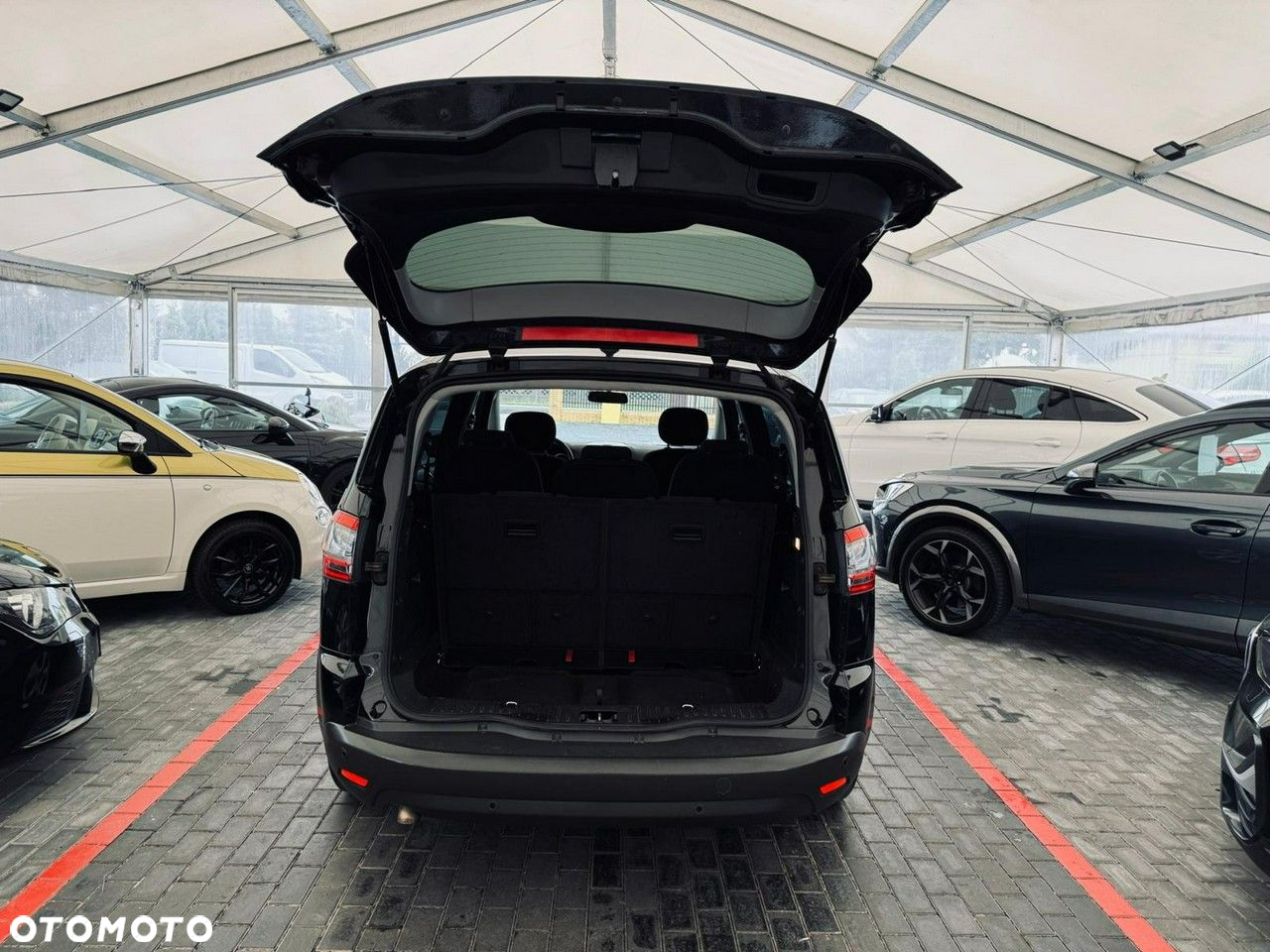 Ford S-Max - 20