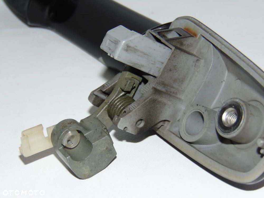 Klamka tylna tył prawa boczna przesuwna drzwi przesuwnych Mazda 5 I CR 05-08r - 29