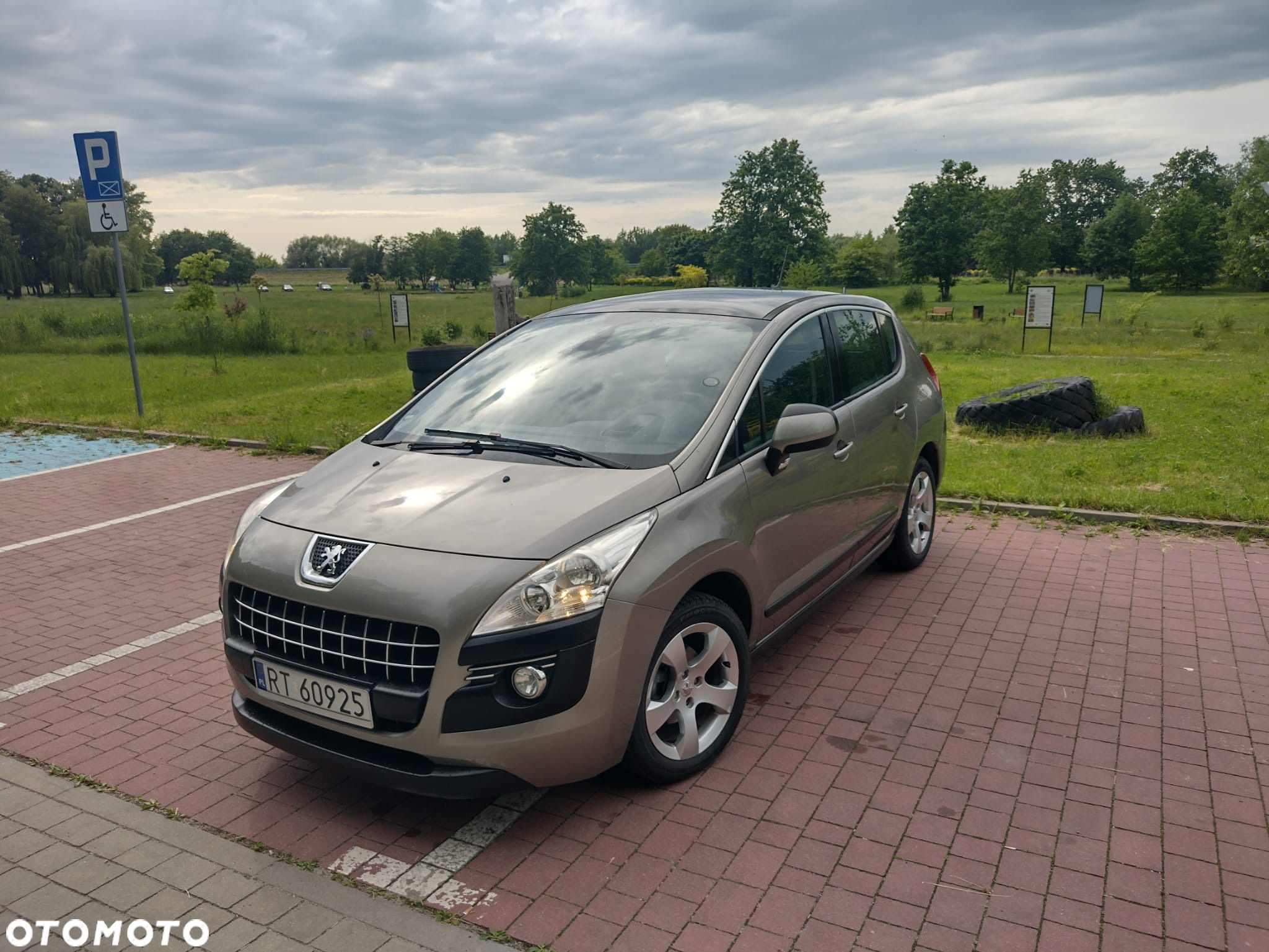 Peugeot 3008 1.6 Premium - 1