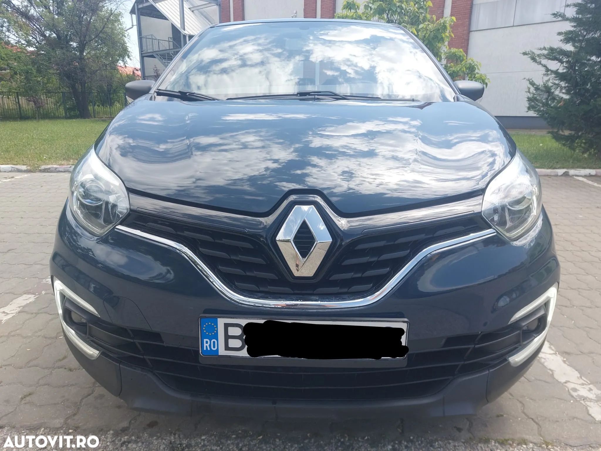 Renault Captur TCe Life Evo - 1