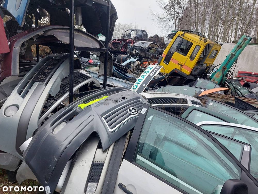 KOMPLETNY PRZÓD MASKA ZDERZAK BŁOTNIKI LAMPY TOYOTA AVENSIS T25 1E5 - 19