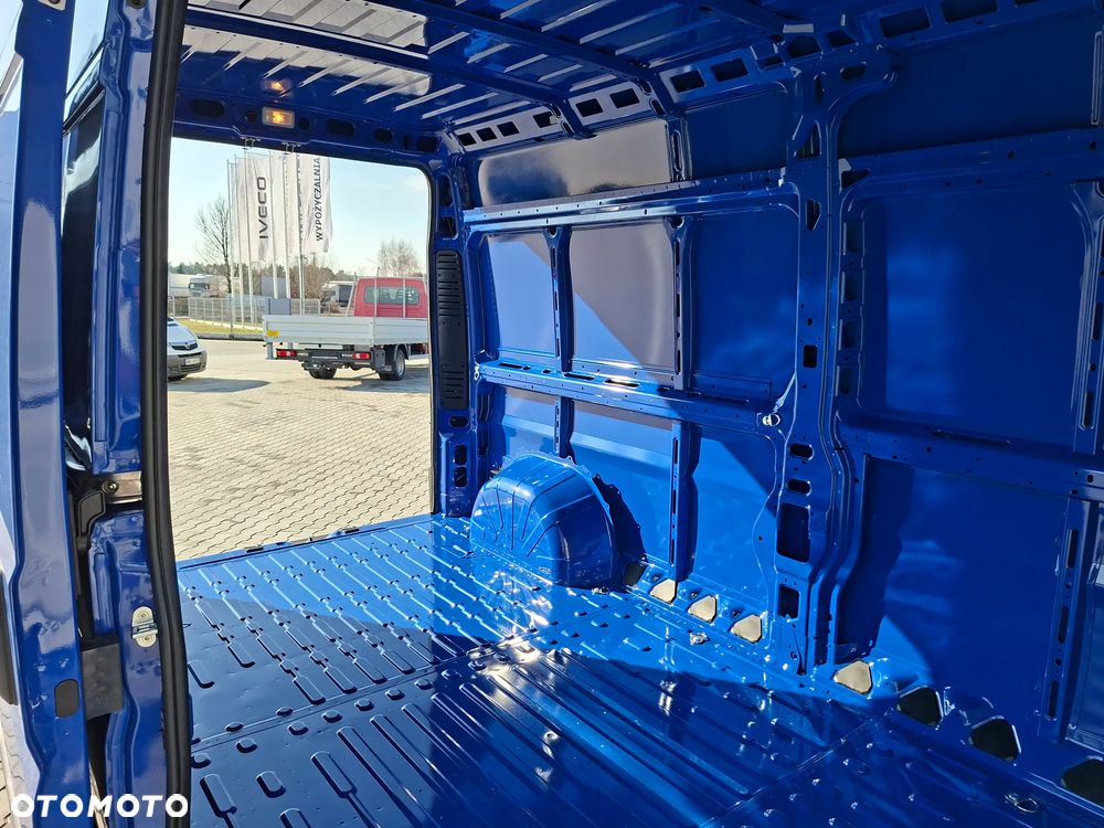 Fiat Ducato furgon - 11