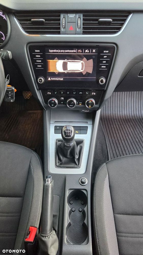 Skoda Octavia 2.0 TDI SCR Ambition - 18