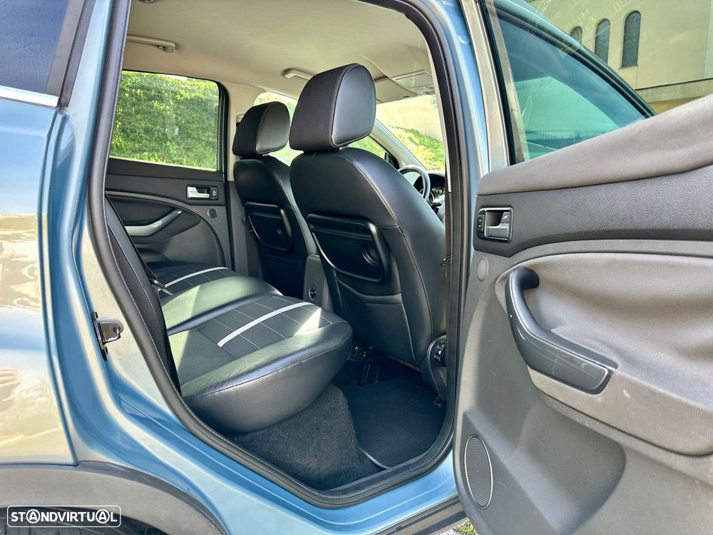 Ford Kuga 2.0 TDCi Titanium - 28