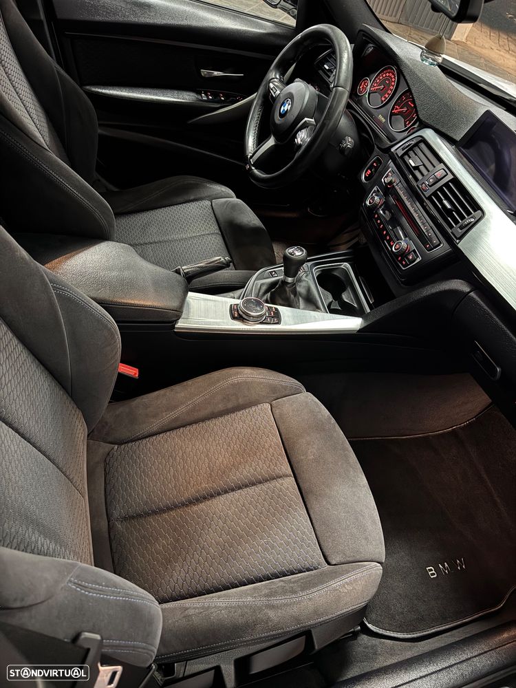 BMW 320 d Pack M - 15