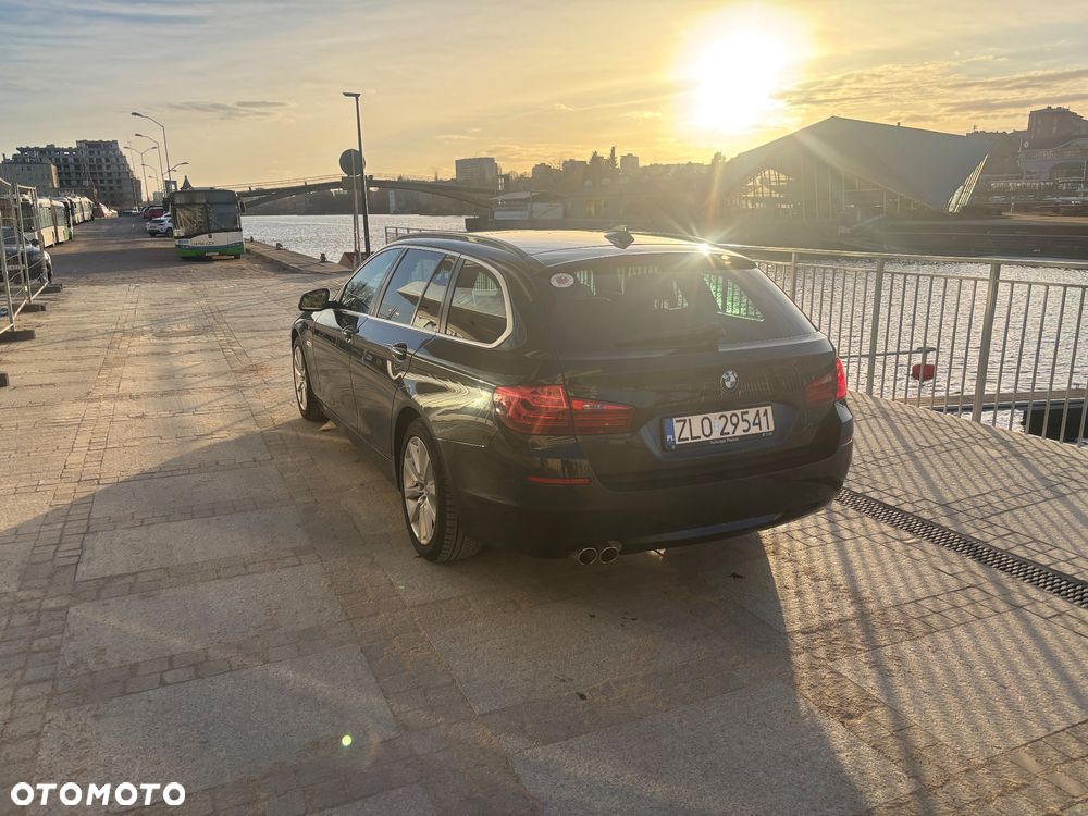 BMW Seria 5 520d Luxury Line - 7