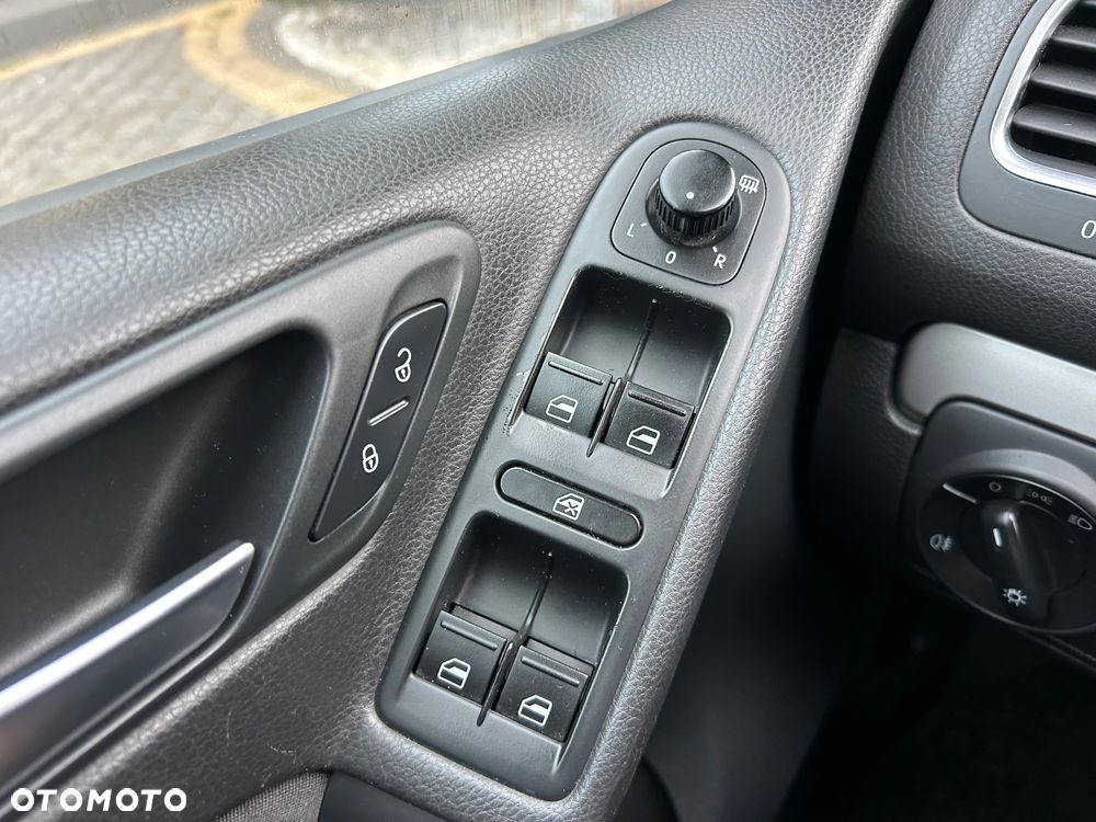 Volkswagen Golf 1.4 Comfortline - 16