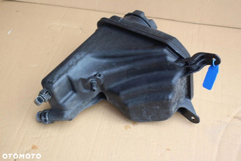Zbiorniczek wyrównawczy BMW e81 e82 e87 e88 BENZYNA 7543026 n43 n45 n46 n52 - 2
