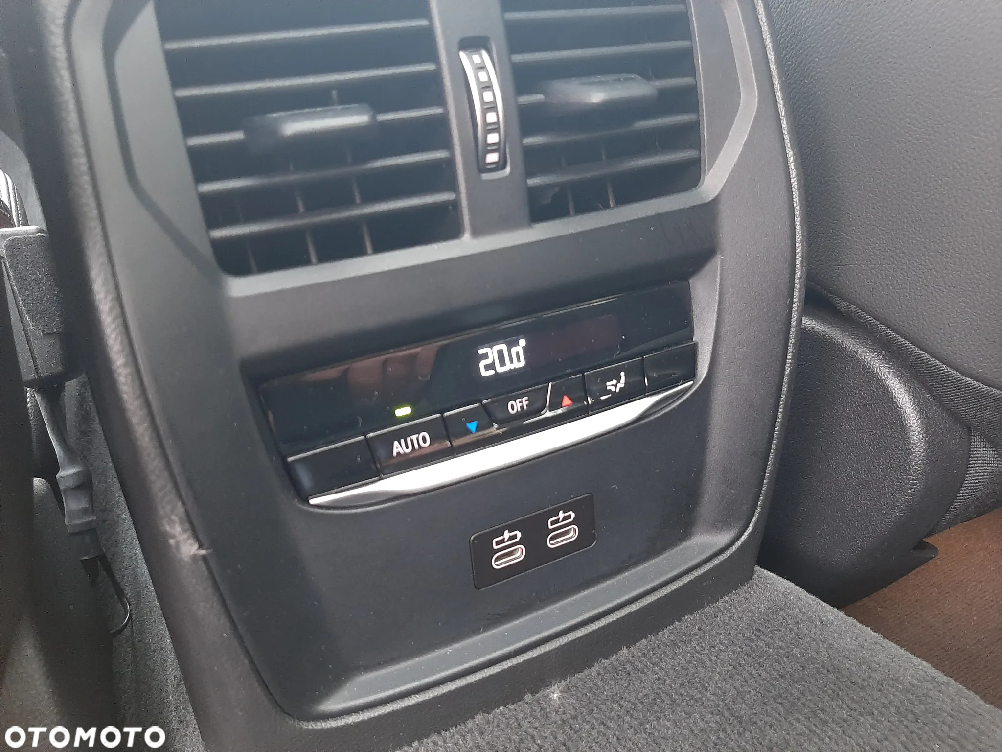 BMW Seria 3 330d Touring xDrive - 25