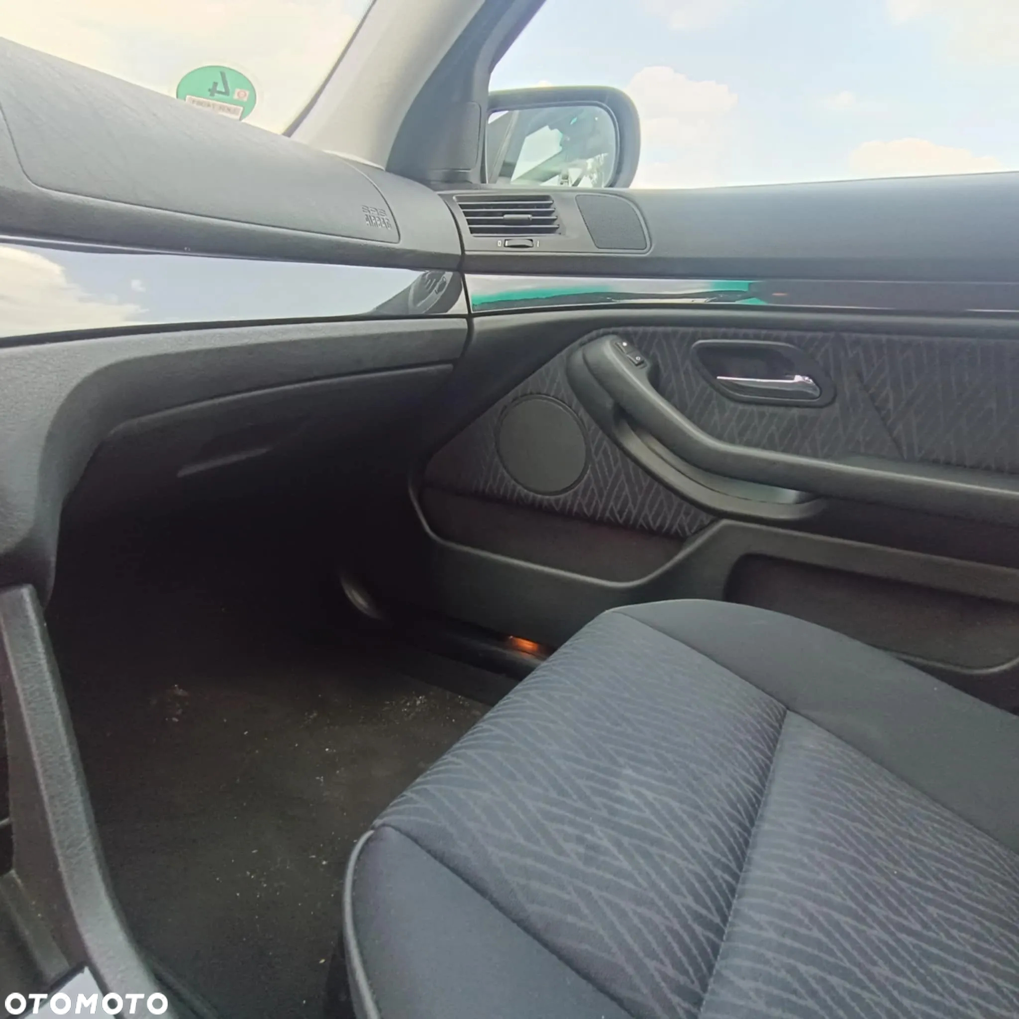 BMW Seria 5 520i Touring - 15