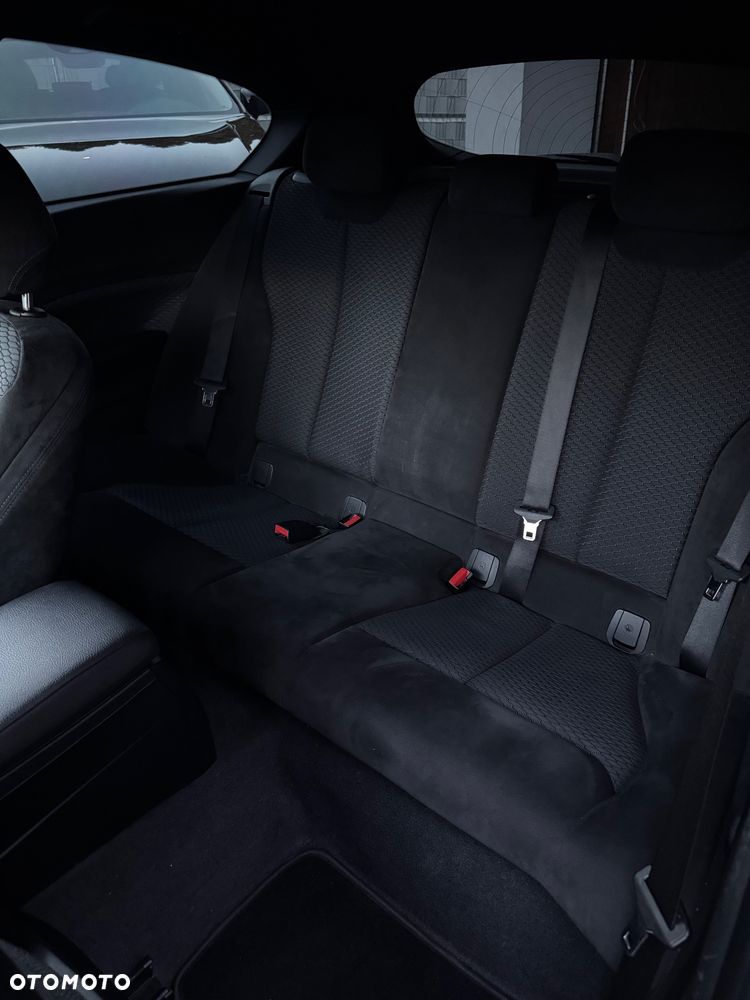 BMW Seria 1 118i M Sport - 15