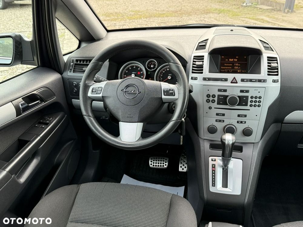 Opel Zafira - 18