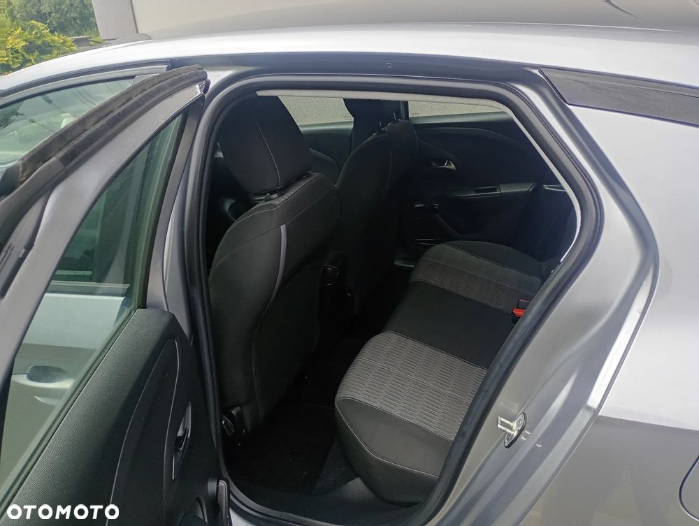 Opel Corsa 1.2 Business S&S - 17