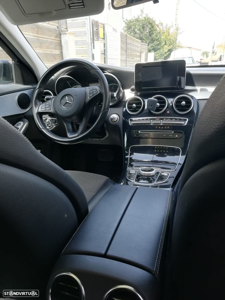 Mercedes-Benz C 200 - 7