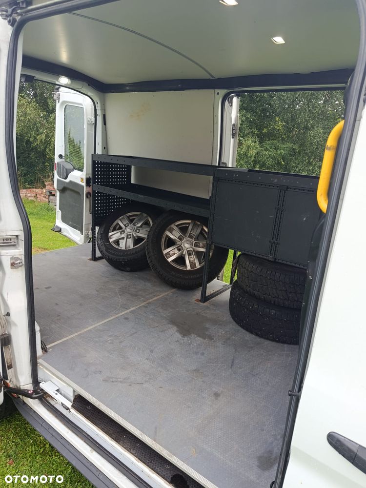 Ford Transit - 18