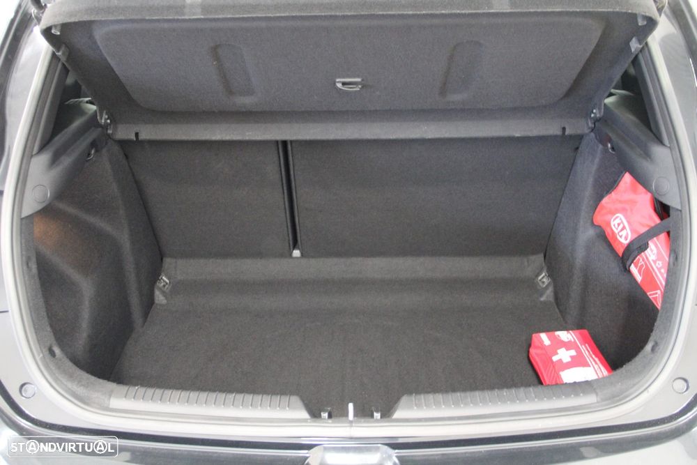Kia Ceed 1.6 CRDi GT Line - 23