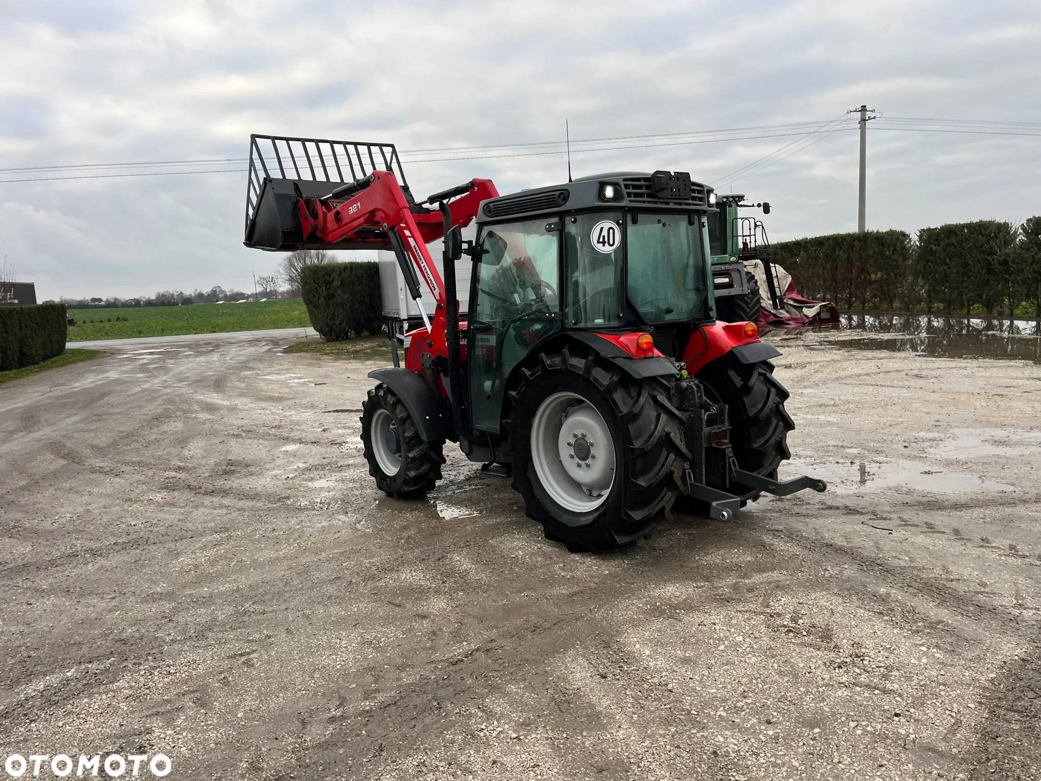 Massey Ferguson - 5