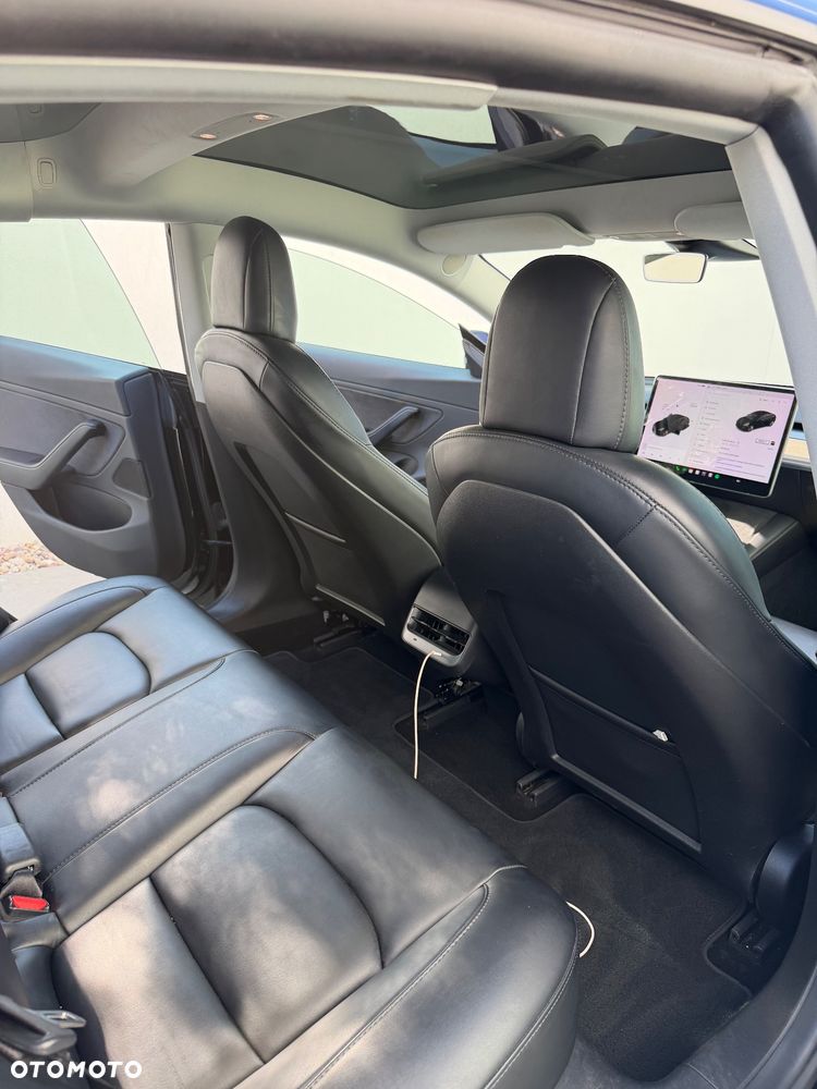 Tesla Model 3 Performance AWD - 12