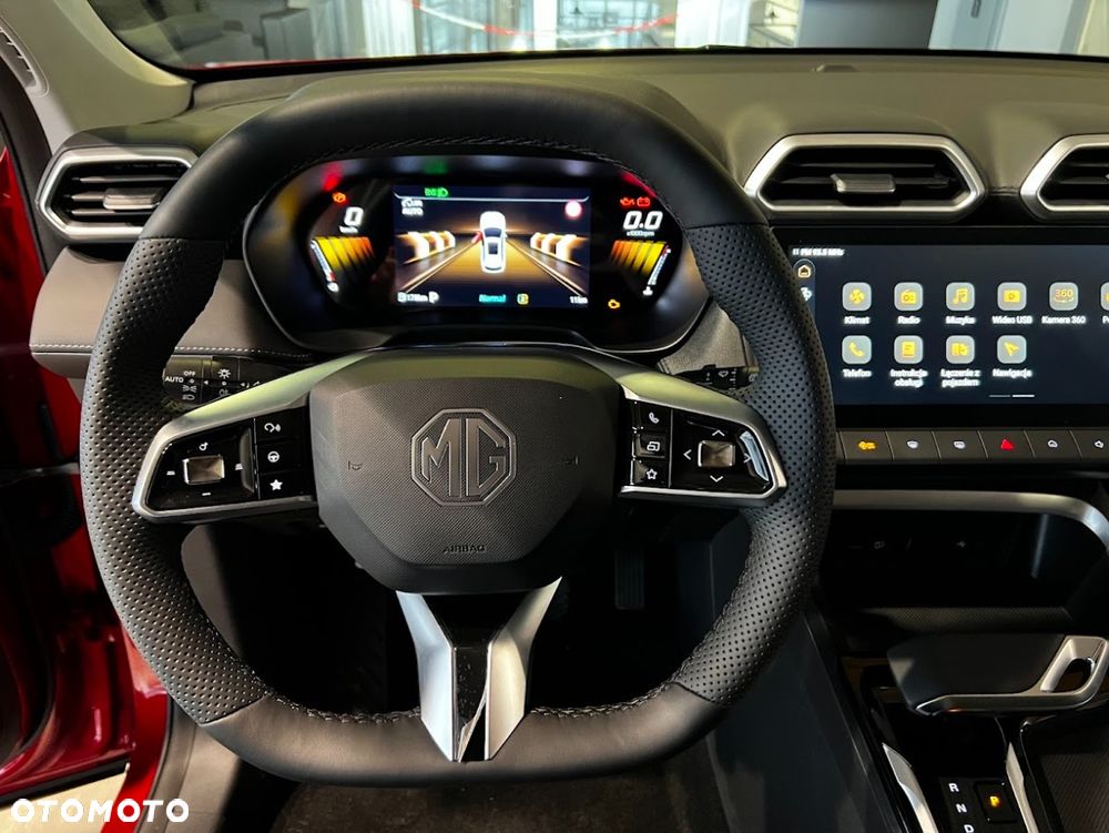MG ZS Hybrid+ - 16