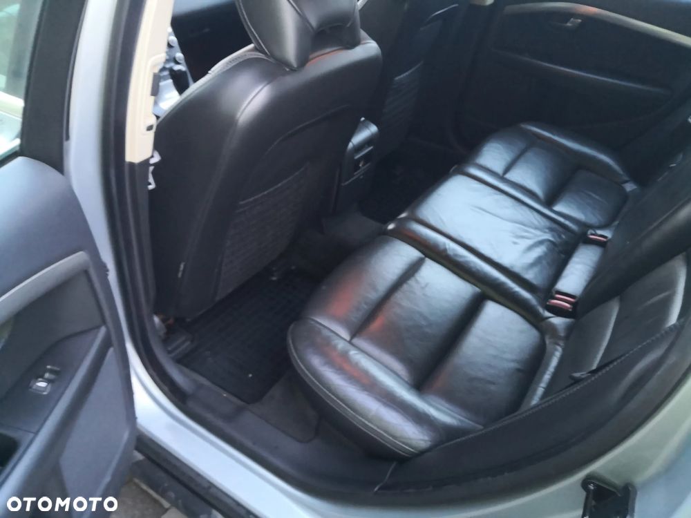 Volvo XC 70 - 9