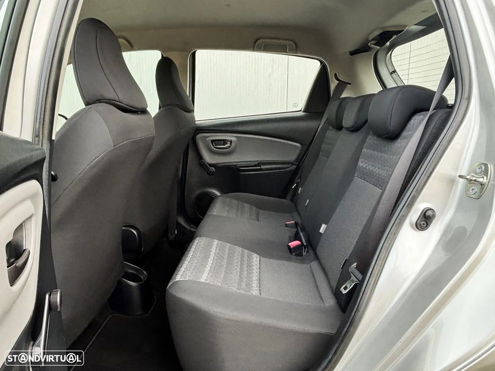 Toyota Yaris 1.4 D-4D Comfort+P.Style - 11