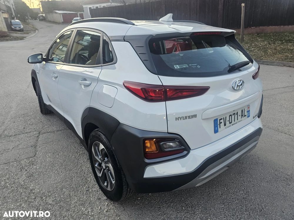 Hyundai KONA - 5