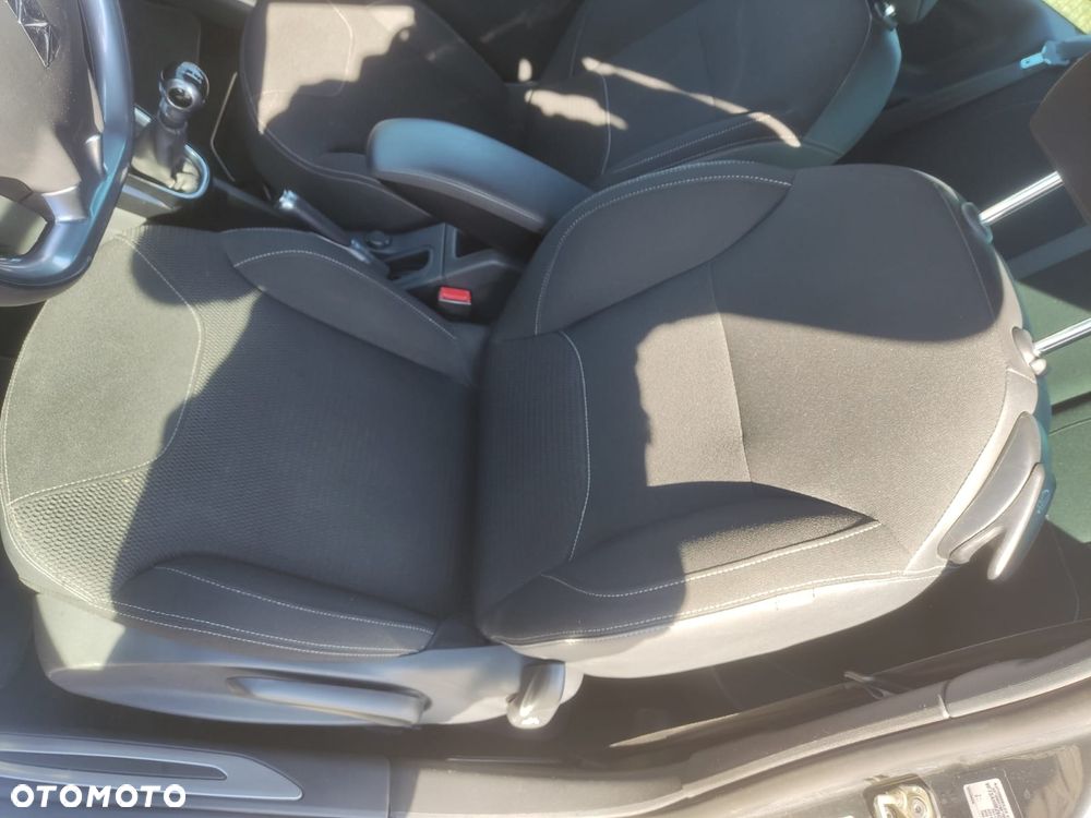 Citroën DS3 Pure Tech VTi 82 SoChic - 11