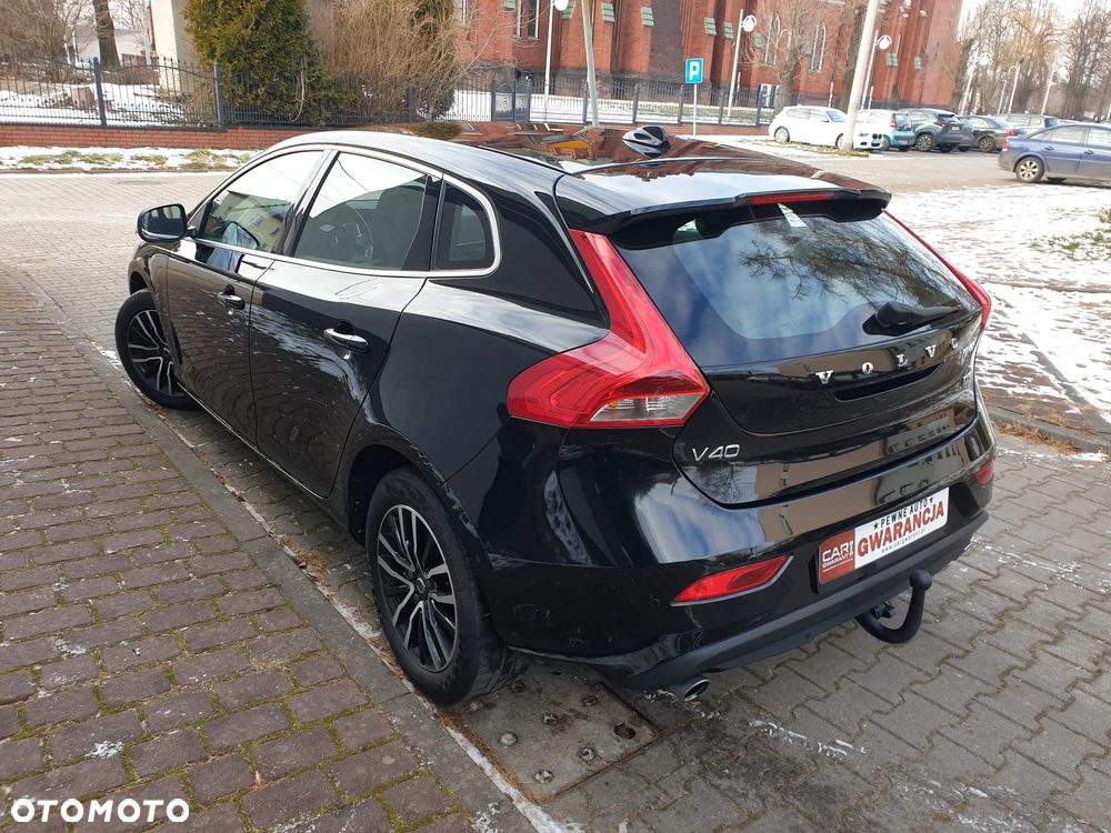 Volvo V40 D3 Inscription - 18