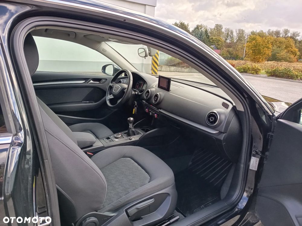 Audi A3 3-drzwiowe 1.4 TFSI Ambition - 28