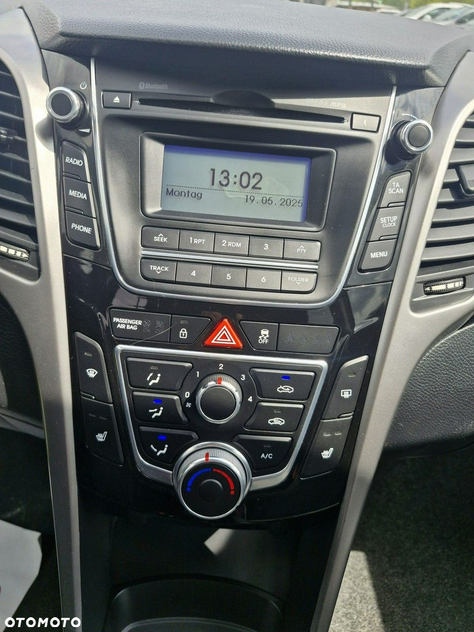 Hyundai i30 1.4 Fifa World Cup Edition - 15