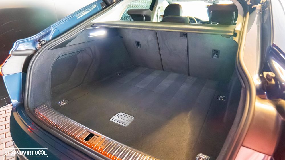 Audi Q8 e-Tron Sportback 55 quattro Advanced - 9