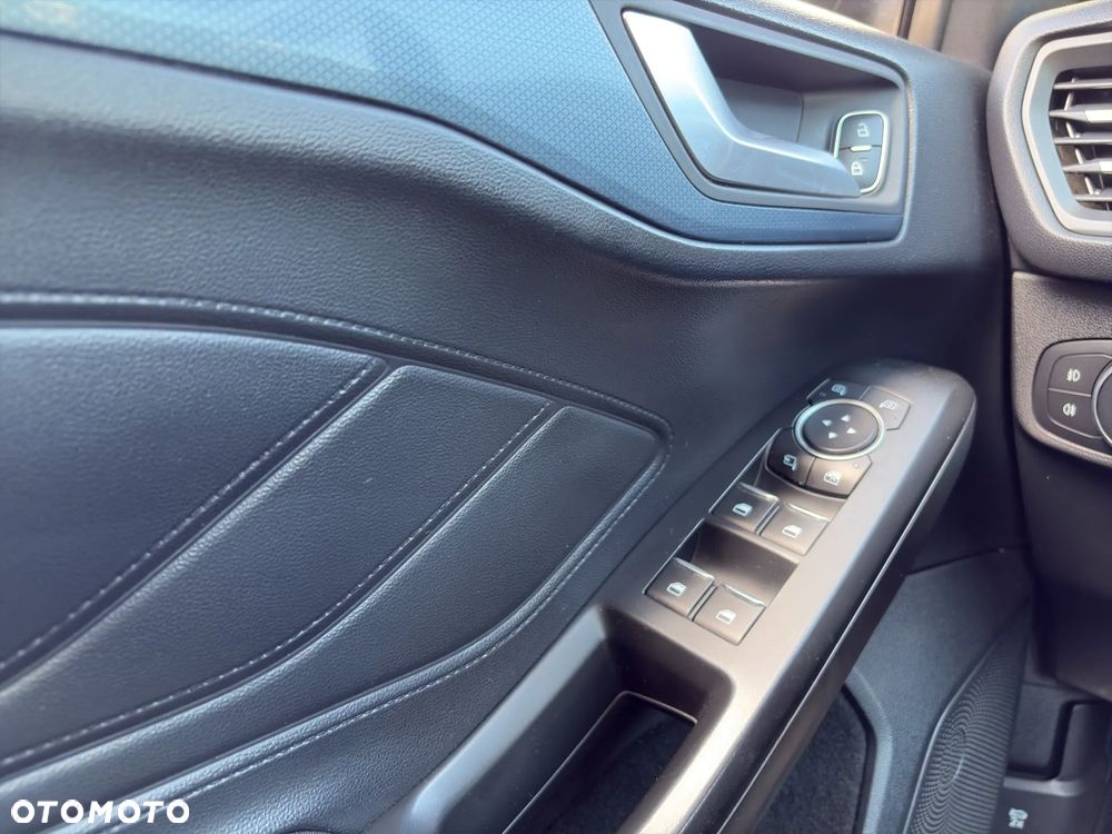 Ford Focus SW 2.0 EcoBlue Active Business - 12