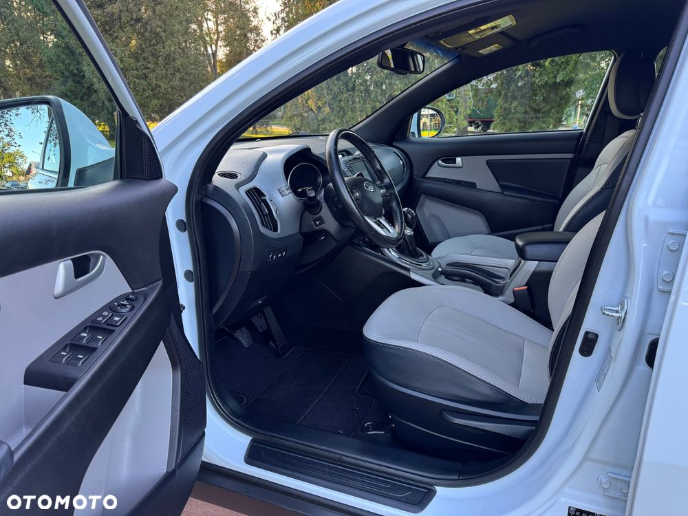Kia Sportage - 14