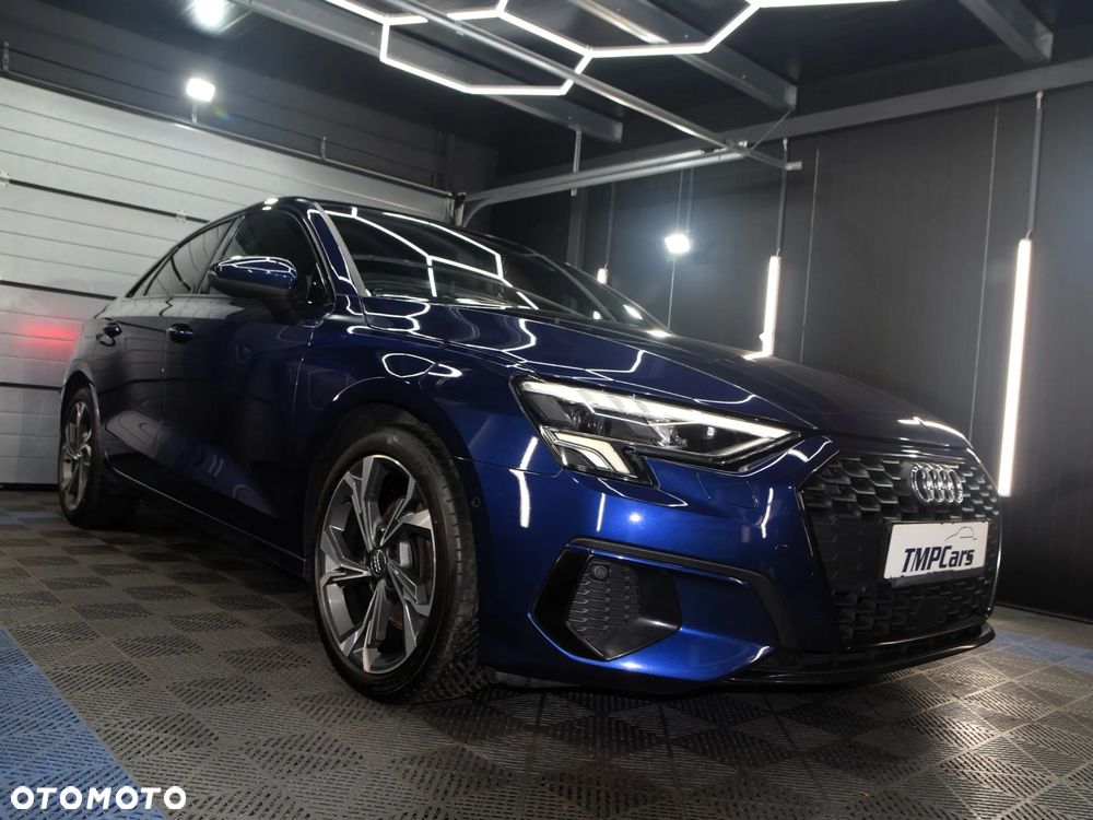 Audi A3 Limousine 35 TFSI S tronic - 1