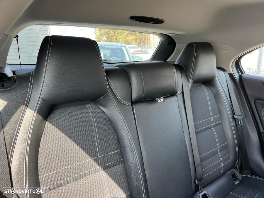 Mercedes-Benz A 180 CDi BE Urban - 12