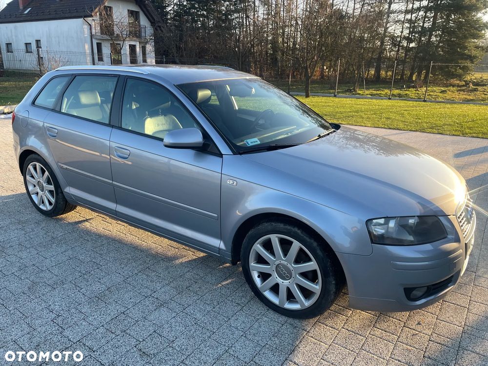 Audi A3 Sportback - 3