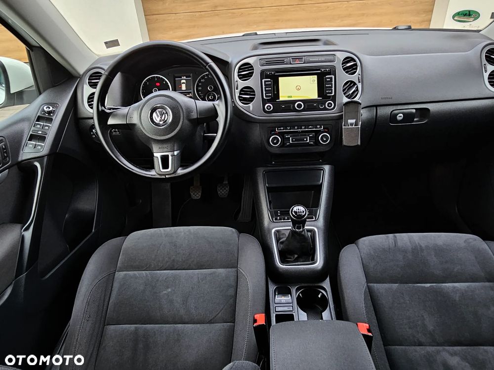 Volkswagen Tiguan - 17