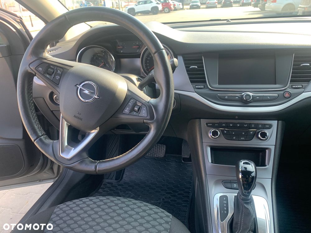 Opel Astra 1.4 T Enjoy S&S - 13