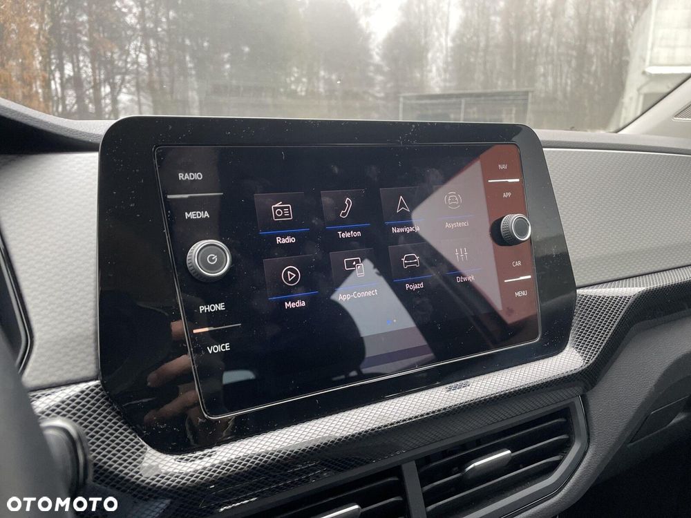 Volkswagen T-Cross 1.0 TSI Life DSG - 24