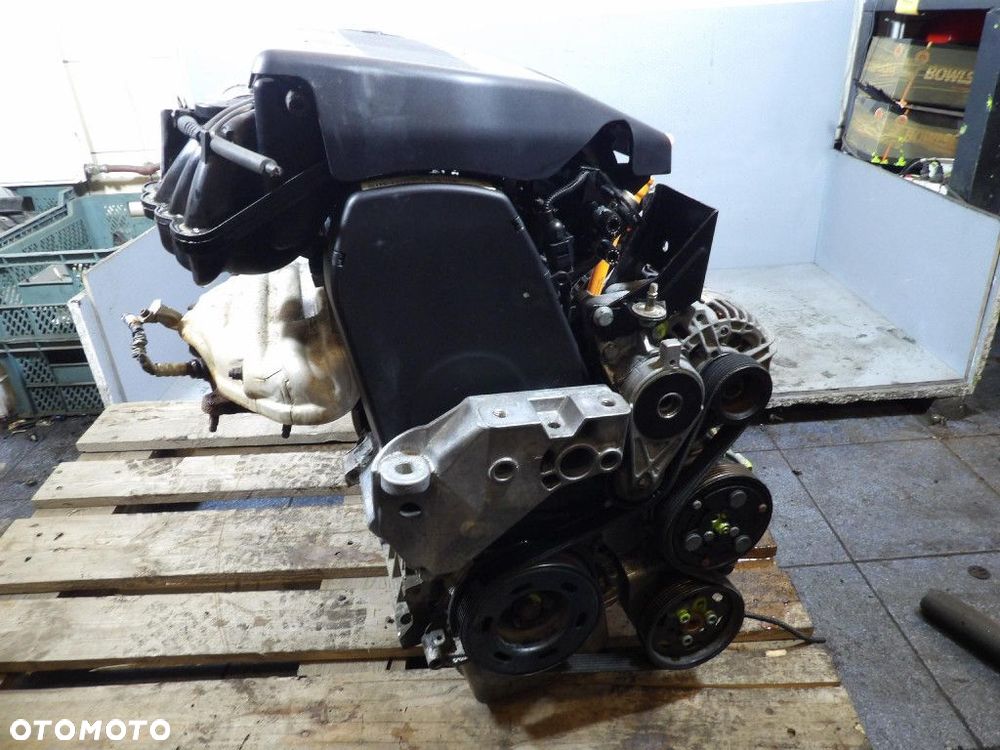 SEAT TOLEDO II SILNIK 1.6SR 101KM AKL - 4