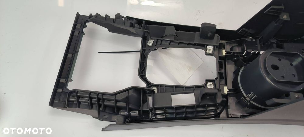 PODŁOKIETNIK VOLKSWAGEN PASSAT B8 R-LINE 3G1863241C - 11